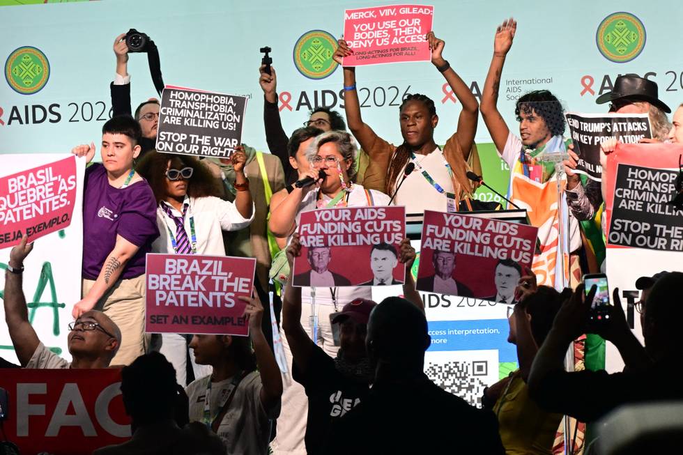 BrazilAidsConference_protesters_AFP.jpg BrazilAidsConference_protesters_AFP.jpg